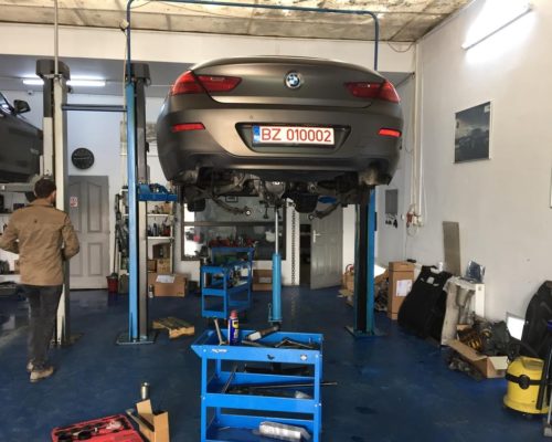 Inlocuire amortizoare spate si bucsi diferential BMW seria 6 gran coupe f06gc